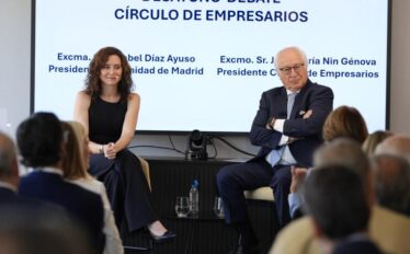 Díaz Ayuso defiende el modelo fiscal “equilibrado y no confiscatorio” de Madrid con 35 rebajas de impuestos y el IRPF más bajo de toda España